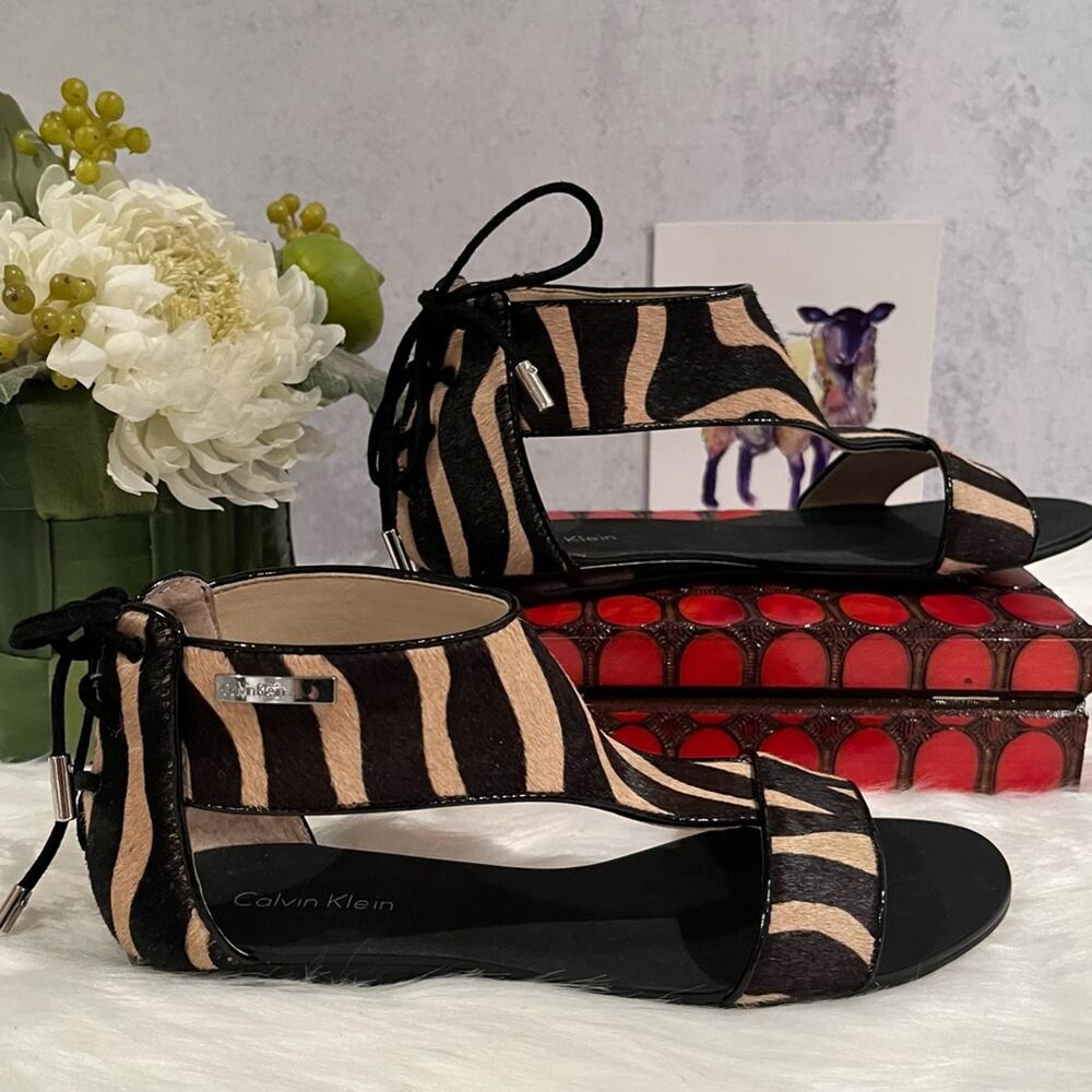 NEW Calvin Klein Searra Haircalf Leather Corset Tie Flat Sandals Size 5 NWOB - Picture 10 of 14